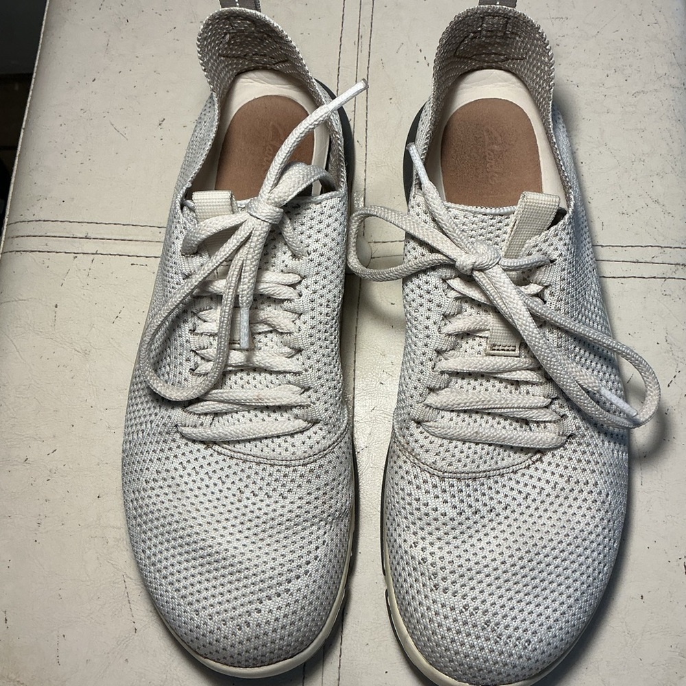 Clarks Men's White Knit Lace-Up Sneakers